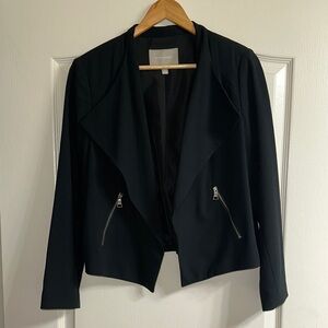 Banana Republic Factory Black Blazer with Tailored Fit and Structured Design